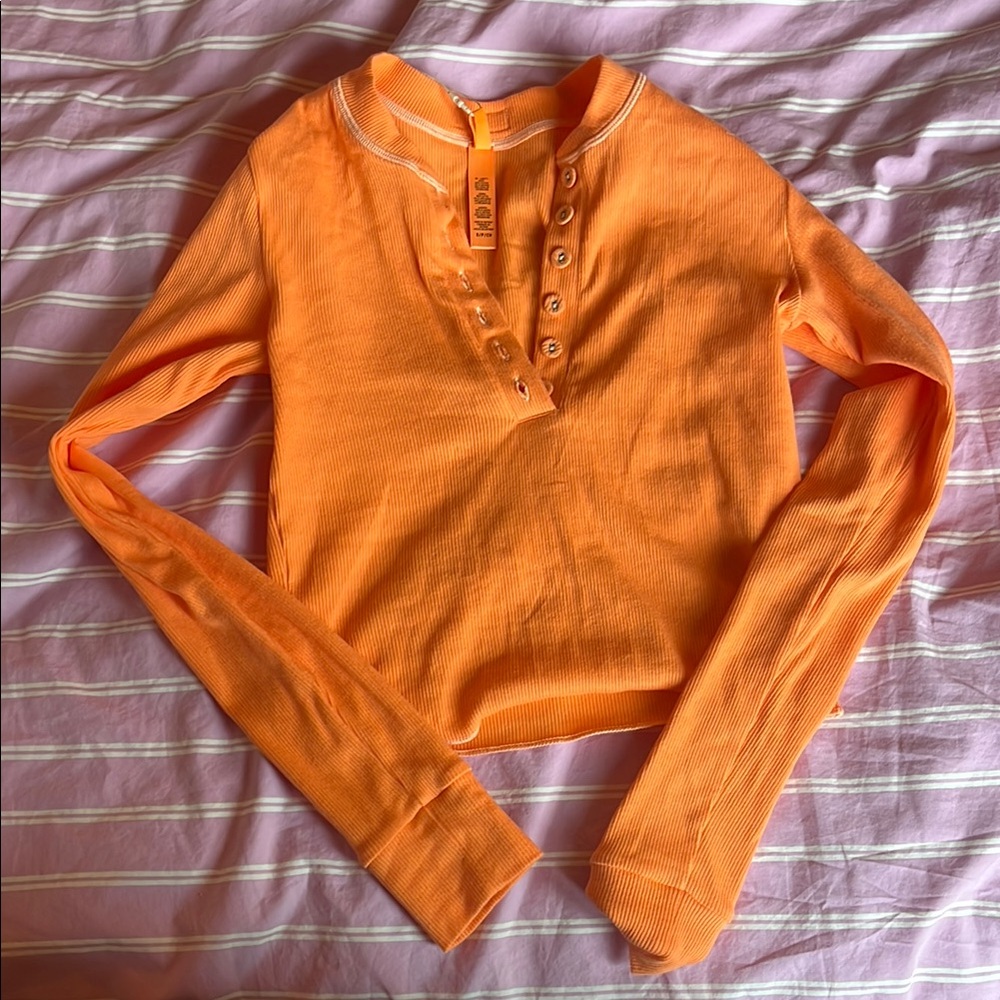 Skims Cotton Rib Long Sleeve Crop Henley - S - Apricot